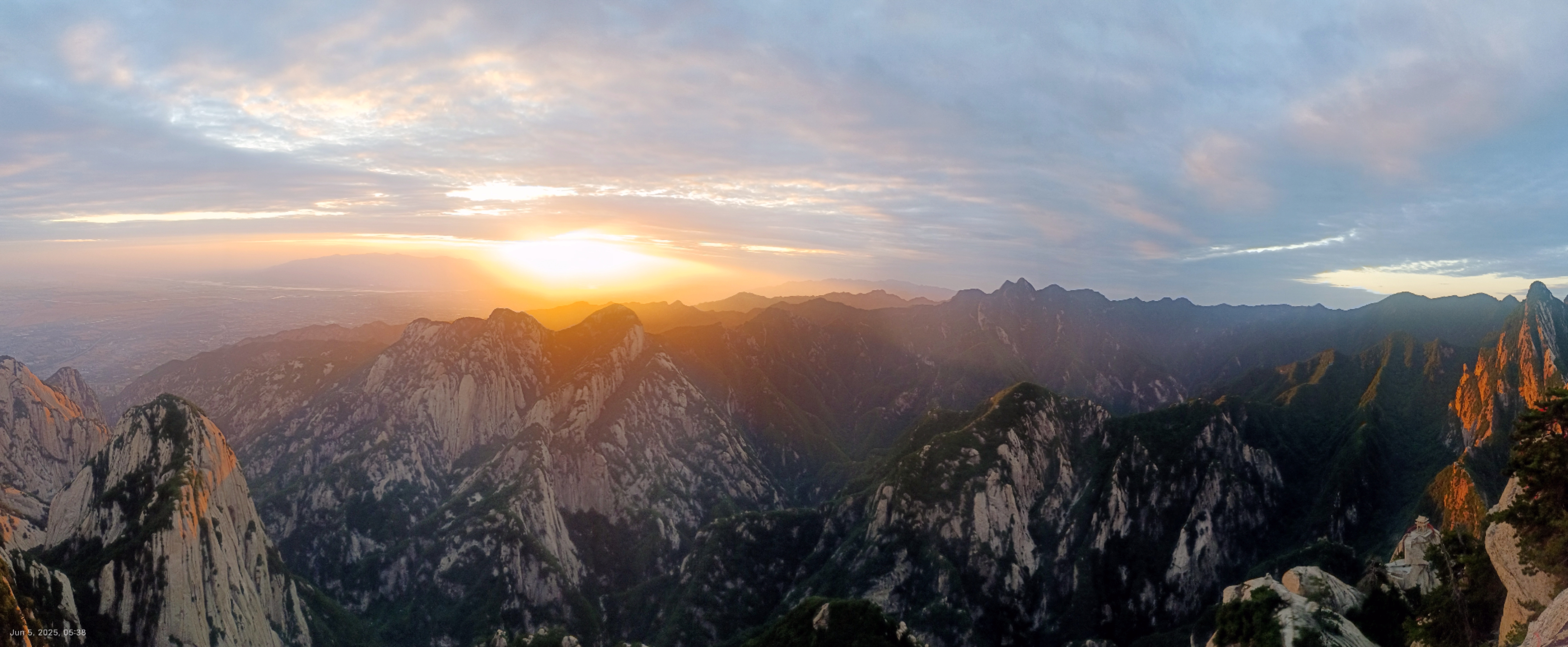 2025/6/5 Whole View of Huashan Mountain